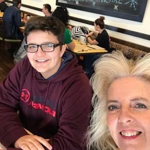 Meet your Posher, Brady